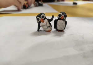 Pingwiny z plasteliny