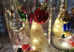 Kolorowy stroik w słoiczku