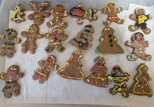 Pierniczki wykonane przez dzieci